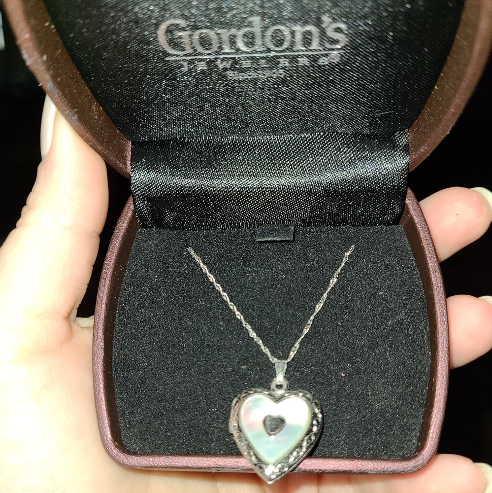 Locket necklace